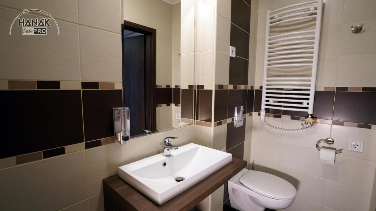 Hotel Irisz Nyiregyhaza Luaran gambar
